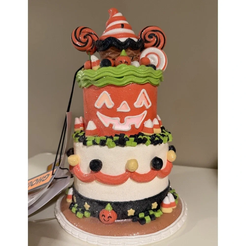 New Goulish Light Up‎ Halloween Themed Gingerbread Tiered Cake
